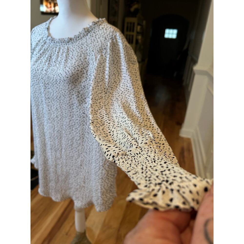 Carolina Belle White Black Dots Ruffle Neck Blouse Plus 2X - Picture 6 of 9
